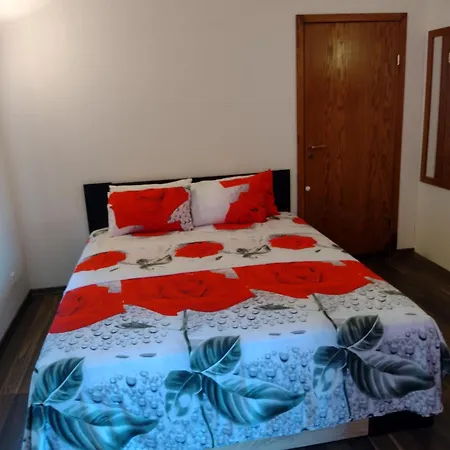 ред хаус Apartamento