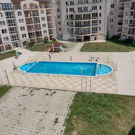 ред хаус * Sunny Beach