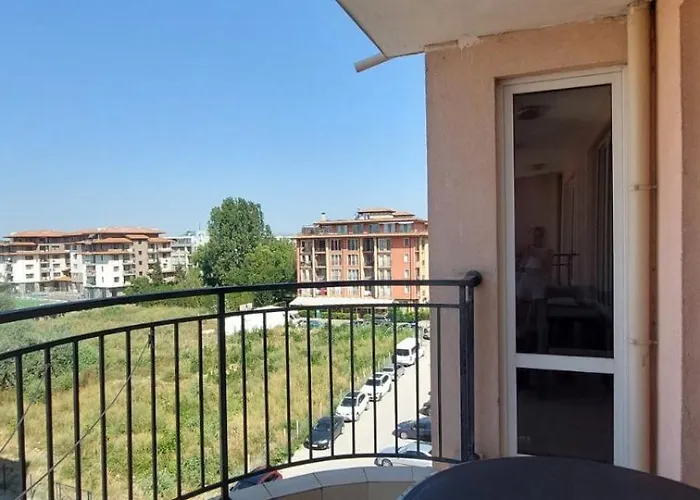 Apartment ред хаус Sunny Beach