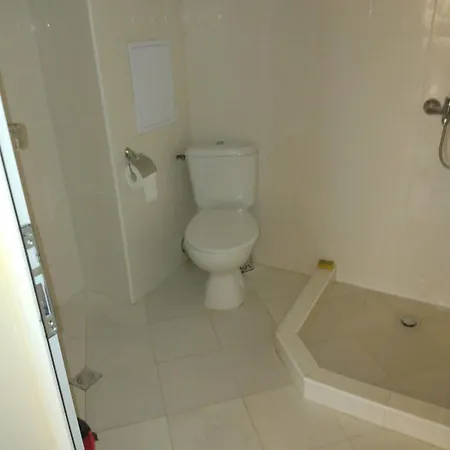 ред хаус Apartment