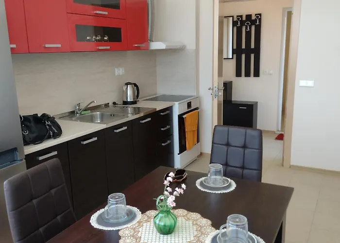 Apartment ред хаус *