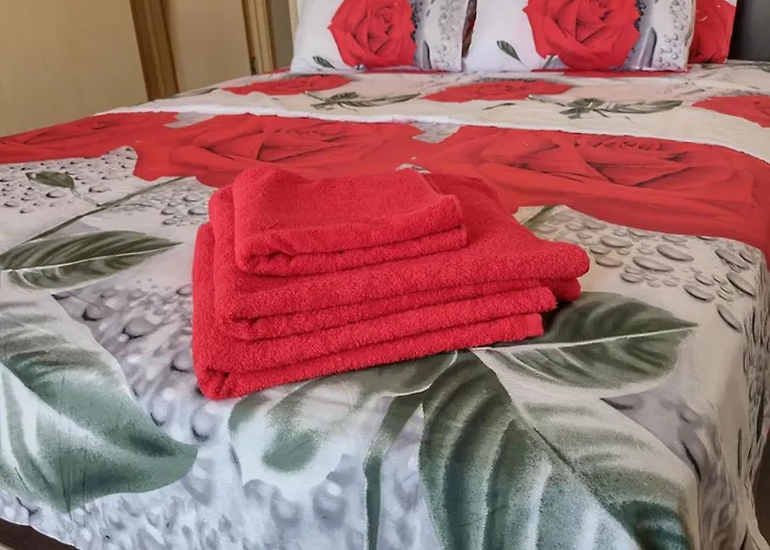 ред хаус Apartment